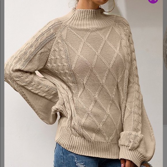 Romantic Bellowing Ballon Sleeved Sweater - Picture 3 of 5